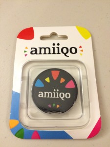 amiiqo-in-package-front
